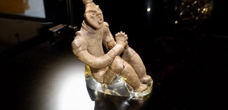 Sites Jomon Unesco, figurine Gassho Dogu au musée de Korekawa (Aomori, Tohoku)