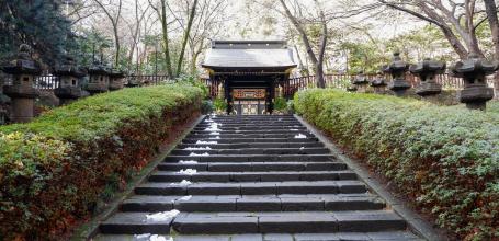 Zuihoden (Sendai), escalier d'accès au mausolée de Date Masamune