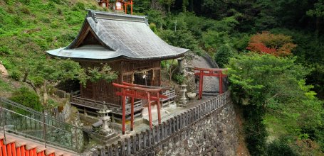 Yutoku Inari-jinja (Kashima, Saga), sanctuaire Iwamoto