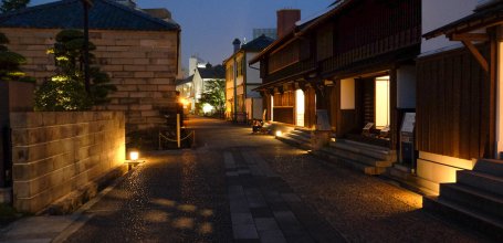Dejima (Nagasaki), vue sur l'ancien quartier des étrangers à la tombée de la nuit