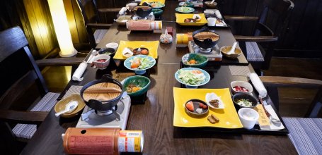 Tamachi Bukeyashiki Hotel (Kakunodate), petit-déjeuner japonais traditionnel