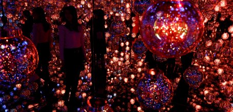 teamLab Borderless (Azabudai Hills, Tokyo), Bubble Universe couleur feu