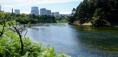 Hibiya (Tokyo), vue sur les douves au sud-est du palais impérial