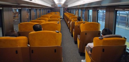 Train régional entre Asakusa et Nikko, Tobu Limited Express Spacia X, voiture avec sièges réservés