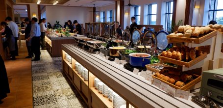 The Royal Park Hotel Maihama Resort Tokyo-Bay (Chiba), buffet du petit-déjeuner au restaurant The Compass