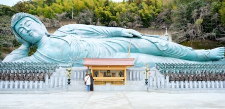Nanzo-in (Sasaguri, Fukuoka), statue en bronze du grand Bouddha couché Shakanehan-zo