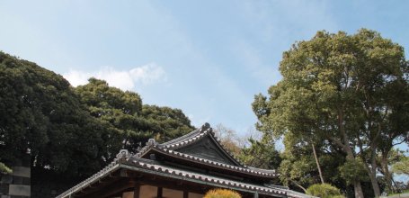 Kokyo Palais Impérial de Tokyo, détail d'une toiture traditionnelle 2