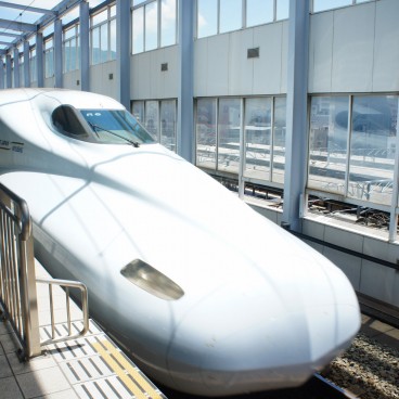 Shinkansen en gare
