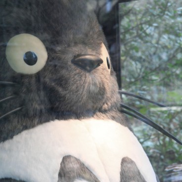Musée Ghibli (Mitaka), peluche Totoro accueillant les visiteurs