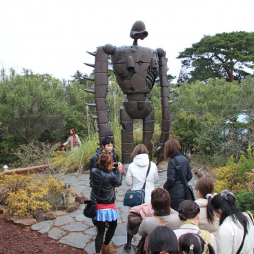 Musée Ghibli (Mitaka), statue de robot géant 2