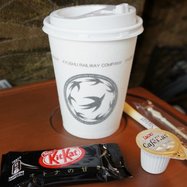 cafe-shinkansen-kyushu