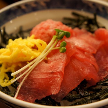 chirashi-zushi