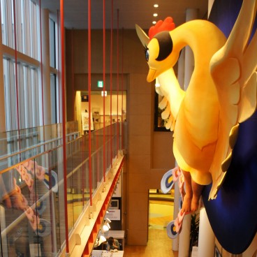 Musée International du Manga à Kyoto, Décoration inspirée du Phénix de Tezuka
