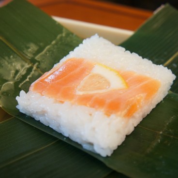 Ekiben de sushi pressés Oshi-zushi 3