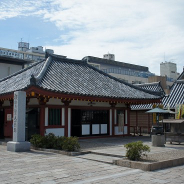shitennoji-Shitenno-ji (Osaka), Pavillon Kenshindo dédié à Amida Nyorai