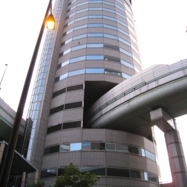 gate-tower-building-osaka