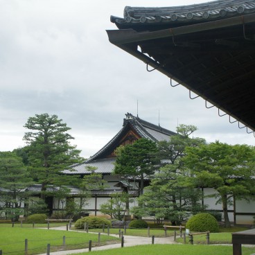 Château de Nijo (Kyoto), Vue sur le Palais Ninomaru
