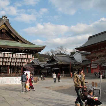 Yasaka-jinja (Kyoto), pavillons du sanctuaire