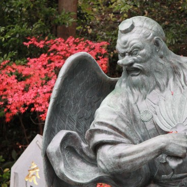 Mont Takao (Tokyo), Statue de divinité de la montagne Tengu 2