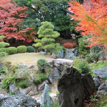 Château de Nagoya, jardin japonais du site à l'automne 2