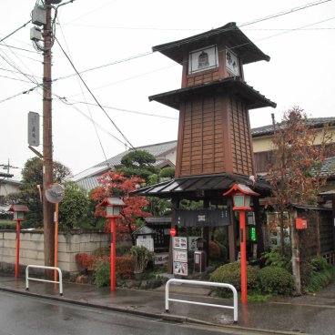 Kawagoe (Saitama), reproduction de la tour de la cloche Toki no Kane à l'approche du Kita-in