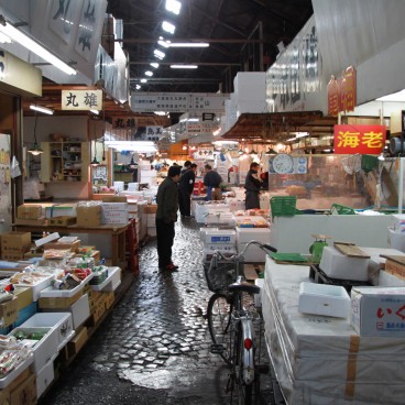 Marché aux poissons de Tsukiji, Vue des allées avant le déménagement