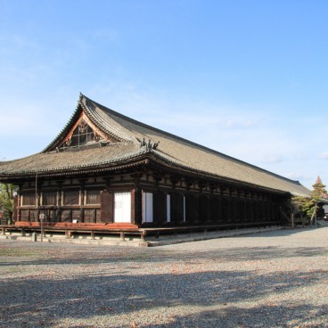 Sanjusangen-do à Kyoto, Vue sur le bâtiment de 120 mètres de long