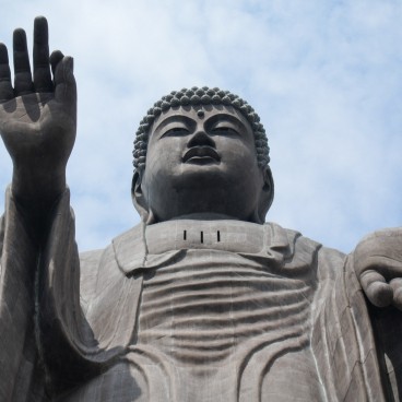 Ushiku Daibutsu (Ibaraki), statue monumentale de Bouddha Amida Nyorai