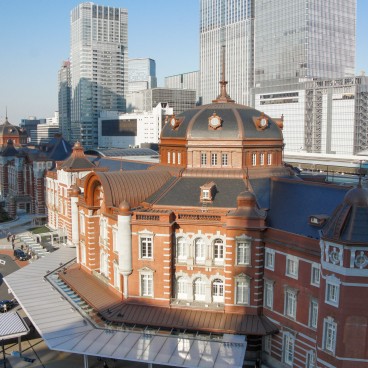 Vue sur la gare de Tokyo côté Marunouchi (2014) 2