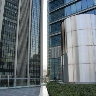 Kitte Marunouchi, Jardin extérieur 2