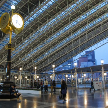 Station City (Osaka), Place Toki no hiroba