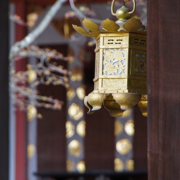 Todai-ji (Nara), lanterne du sanctuaire Tamukeyama Hachiman-gu