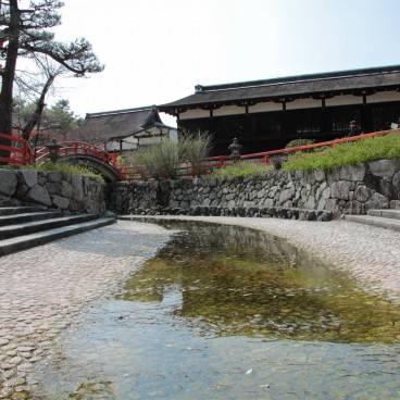 Shimogamo-jinja (Kyoto), Plan d'eau Mitarashi-ike