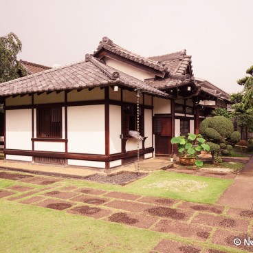 Yanaka (Tokyo), pavillon du temple Tenno-ji