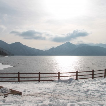 Okunikko, lac Chuzenji en hiver