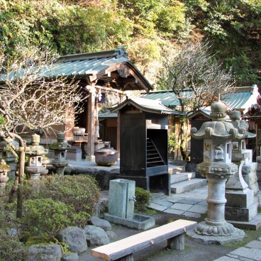 Zeniarai Benten à Kamakura