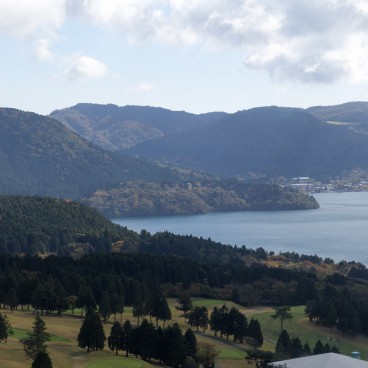 Vue sur le Lac Ashi (Hakone) en automne 3