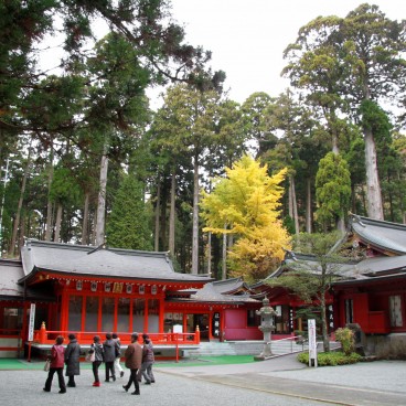 Hakone-jinja, Pavillons du sanctuaire 2