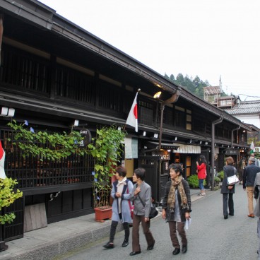 Takayama dans les Alpes Japonaises, Rue commerçante ancienne 2