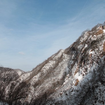 Cascade de Kegon (Nikko), Vue sur les montagnes environnantes en hiver