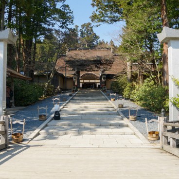 Kongobu-ji (Mont Koya), Porte principale Seimon