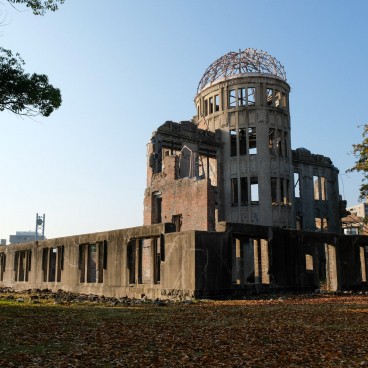 Dôme de Genbaku (Hiroshima), vue au pied du bâtiment