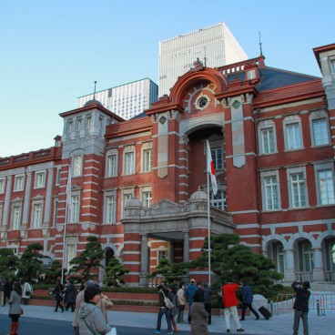 Gare de Tokyo côté Marunouchi, entrée centrale 2