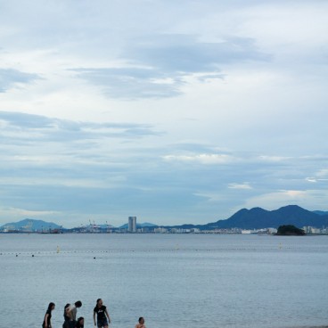 Seaside Momochi (Fukuoka), Touristes et vue sur la baie de Hakata