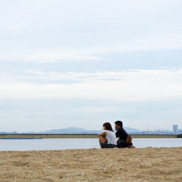 Seaside Momochi (Fukuoka), Jeunes touristes sur la plage 2