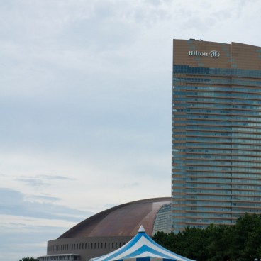 Seaside Momochi (Fukuoka), Vue sur la plage et les immeubles du front de mer