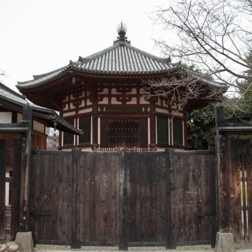 Kofuku-ji (Nara), Pavillon Hokuendo