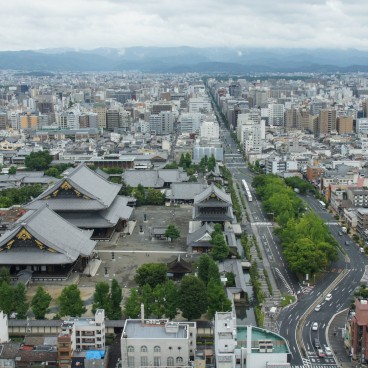 Kyoto Tower, vue sur la ville depuis l'observatoire de la tour