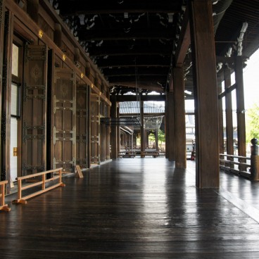 Nishi Hongan-ji (Kyoto), Vue d'une galerie