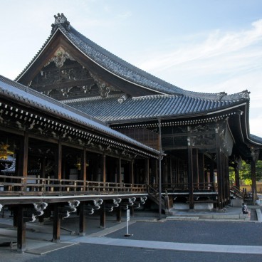 Nishi Hongan-ji (Kyoto), Amida-do vu du Goei-do